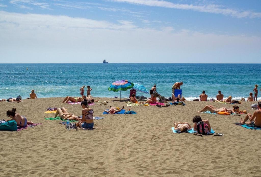 Apartamento El Dorado Cerca Del Mar Малага Экстерьер фото
